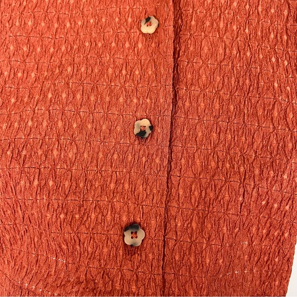 NWT Madewell Crinkle-Knit Button-Front Top - Picture 6 of 10